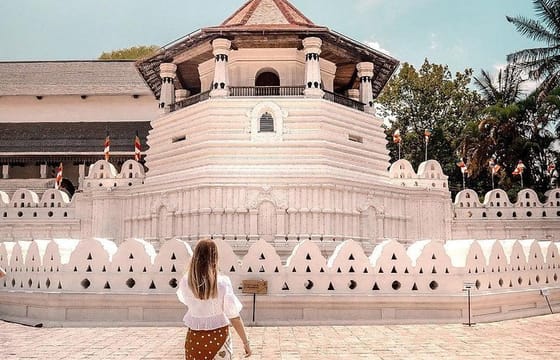 Chic Island | 10 Days Tour