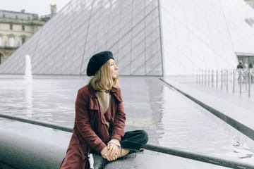 Louvre Museum Professional Photoshoot in Paris