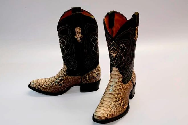 Artisanal Leather Boots Town + Antigua Guatemala Shore Excursion 8