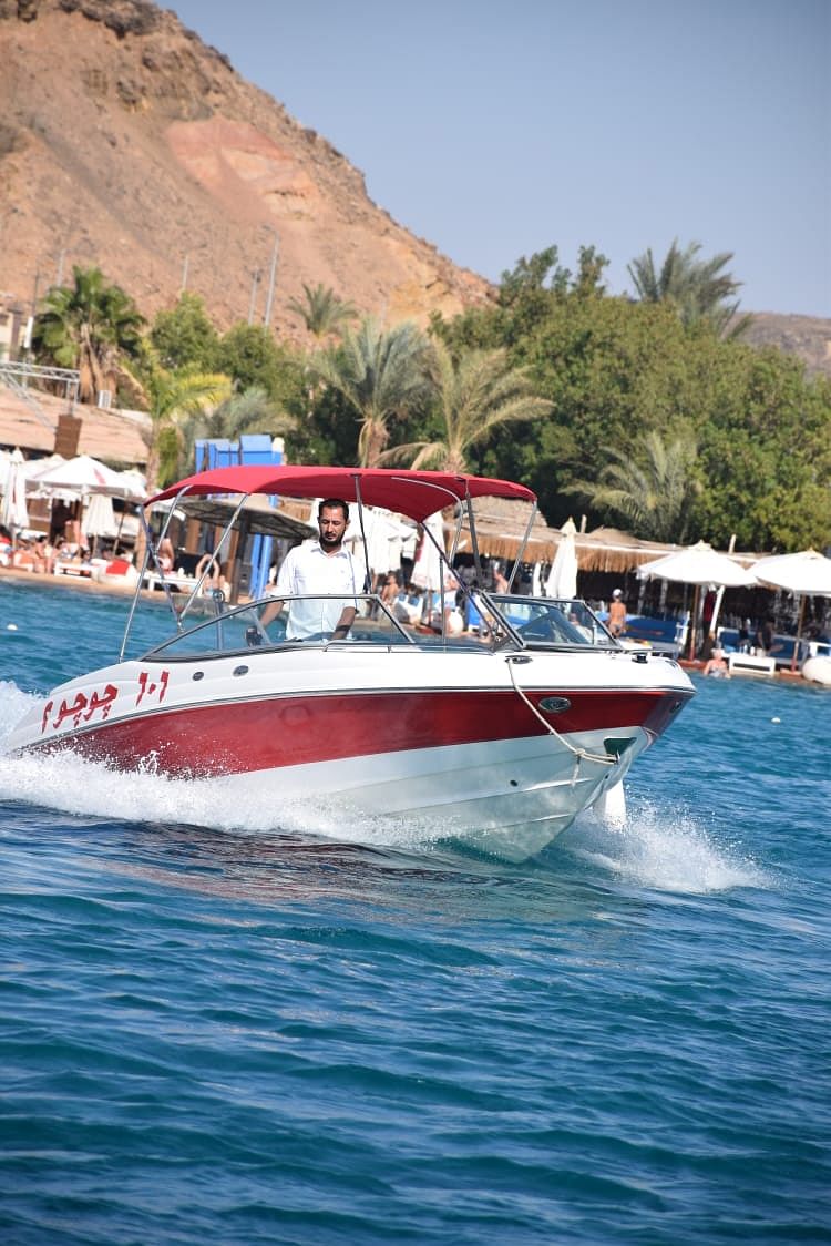 Private Speed Boat Adventure to Tiran Island for 5 Guests