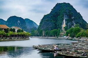 Small Group Ninh Binh Tour: Hoa Lu Tam Coc Full Day Tour from Hanoi