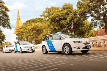 Private Transfer: 100% Electric Don Muang Airport Transfer