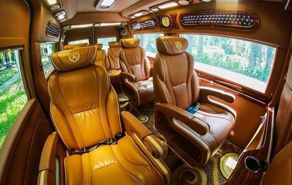 Luxury Limousine Bus Transfer from Hanoi to Sapa