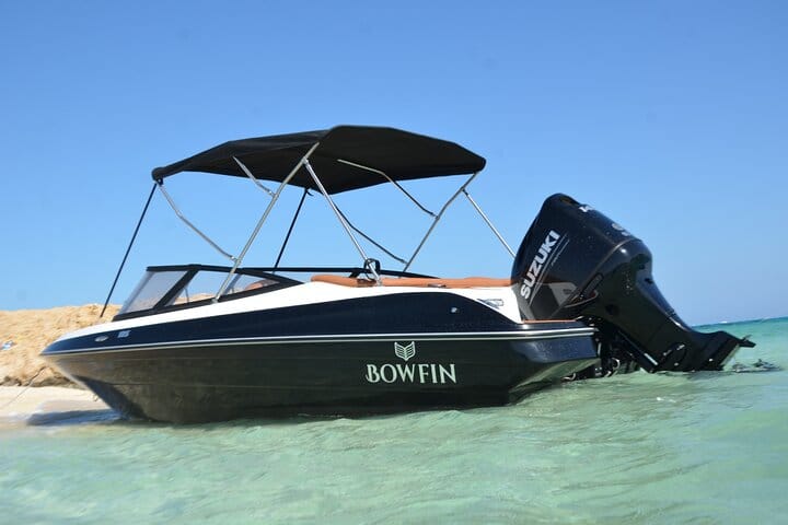 Private Speedboat to Magawish Island ,Snorkeling from Hurghada