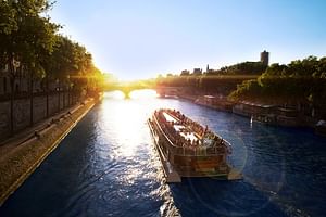 Paris City Tour by Seine River Cruise- Bateaux Parisiens