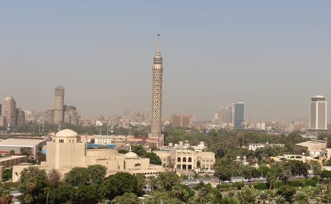 Cairo Walking Tour and Nile Dinner Cruise Experience