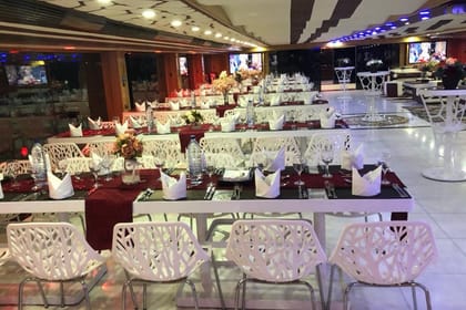 Dubai Lotus Mega Yacht Dinner Cruise Tour with Private Transfers