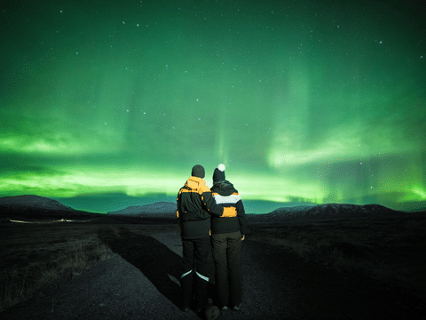 Northern Lights Small Group Tour with Hot Cocoa & Free Photos, photo 5