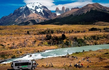 Torres del Paine Day Trip from El Calafate with Guide