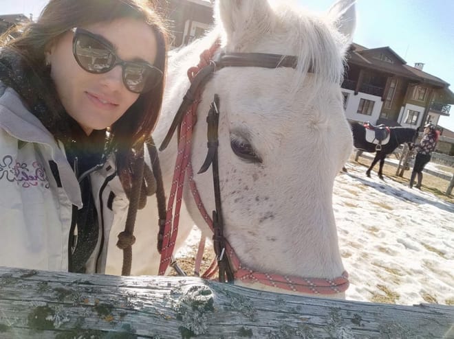Horse Riding Lessons at the Heart of the Rose Valley