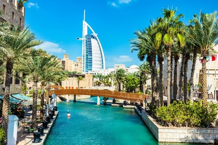 Dubai Half Day city Tour – Group Tour with Iconic Landmarks