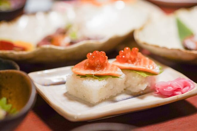 Kyoto Night Foodie Tour in Gion (9+ dishes + 6 Sake tastings) 5