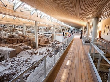 Full Day Cultural Tour of Akrotiri and Fira in Santorini