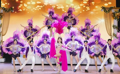 Golden Dome Cabaret Show Admission Ticket – Skip the line