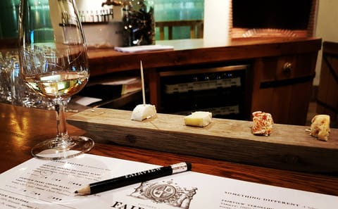 Aquila Reserve Safari with Lunch and Wine Tasting from Cape Town