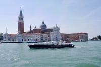 Walking Tour of Venice with Mini Cruise 4