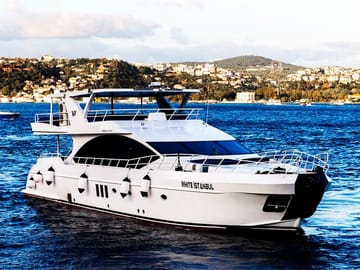 Private Bosphorus Cruise VIP Luxury Yacht