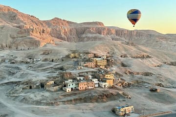 Hot Air Balloon and Self-Guided Tour in Luxor's West Bank