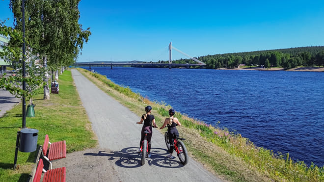 StayLapland Electric Fatbike tour in the wilderness in Rovaniemi, Lapland