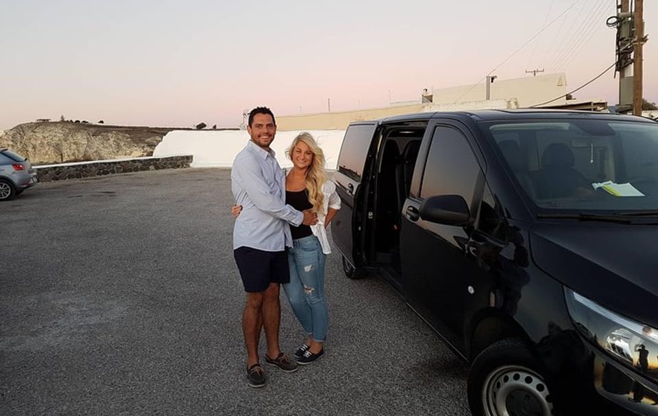 Private 6-Hour Santorini Highlights Tour from Fira