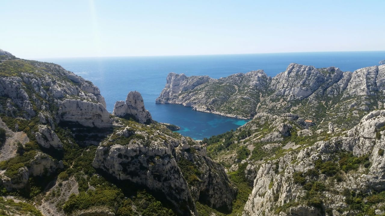 Hike with a Calanque expert 5