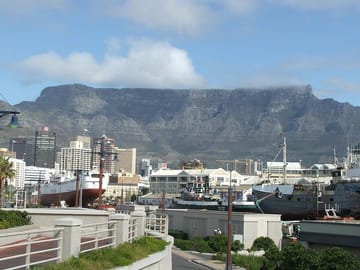 View of table Mountain from V & A Waterfront