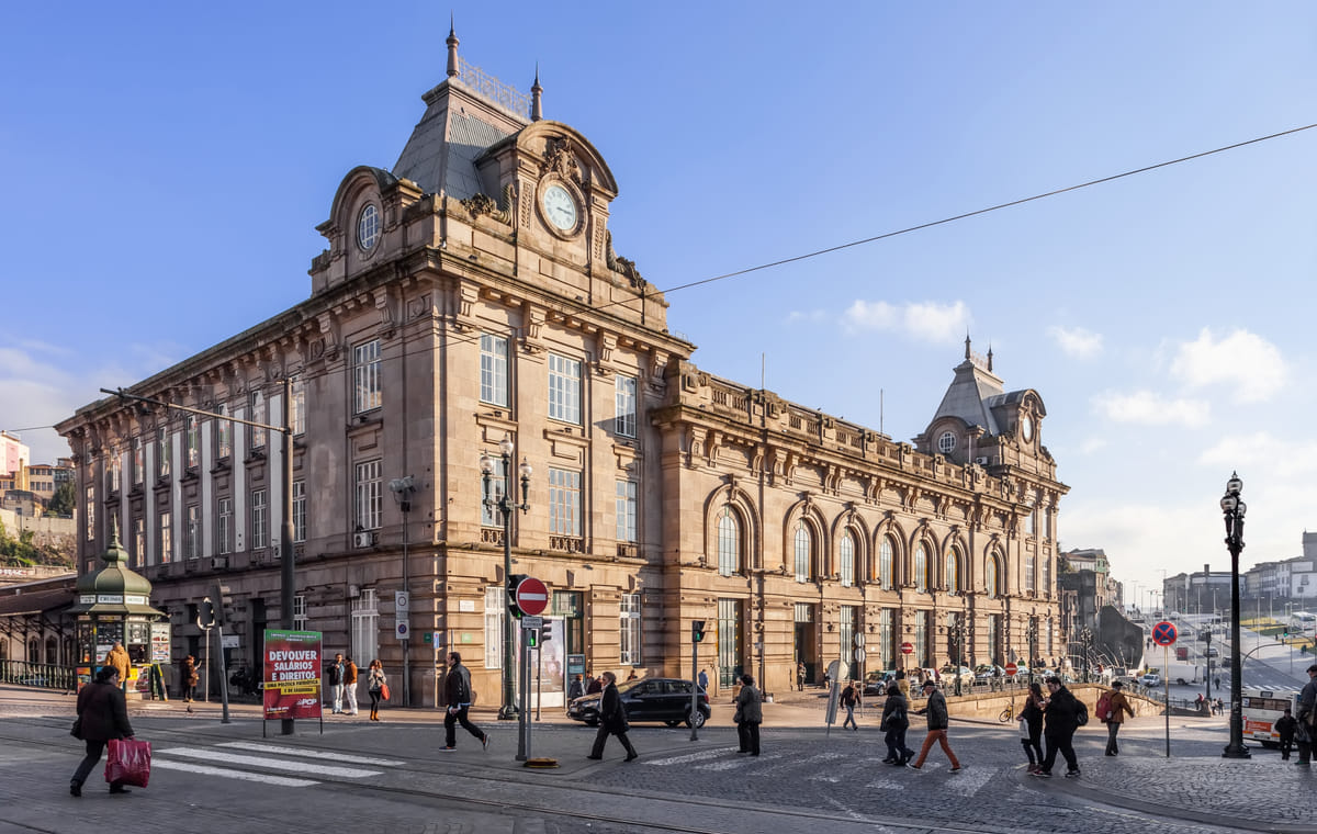 Combo: Porto City Half-Day Tour & Aveiro Half-Day Tour