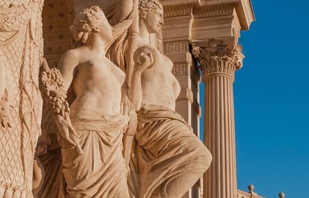 Private Walking Tour of Historic Marseille Landmarks