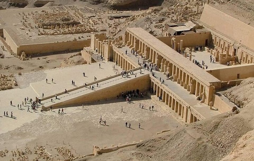 Private Day Tour from Aswan to Luxor with Egyptology Guide