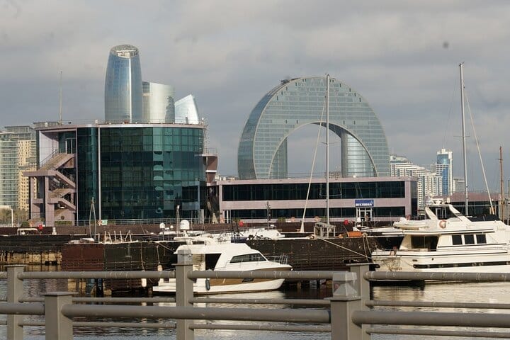 baku city tour-Modern architecture-Historical streets-Caspian Sea promenade