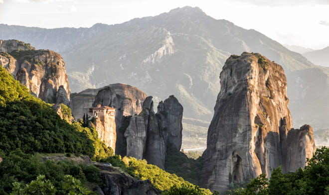 Meteora’s Wonder Sightseeing Tour 4