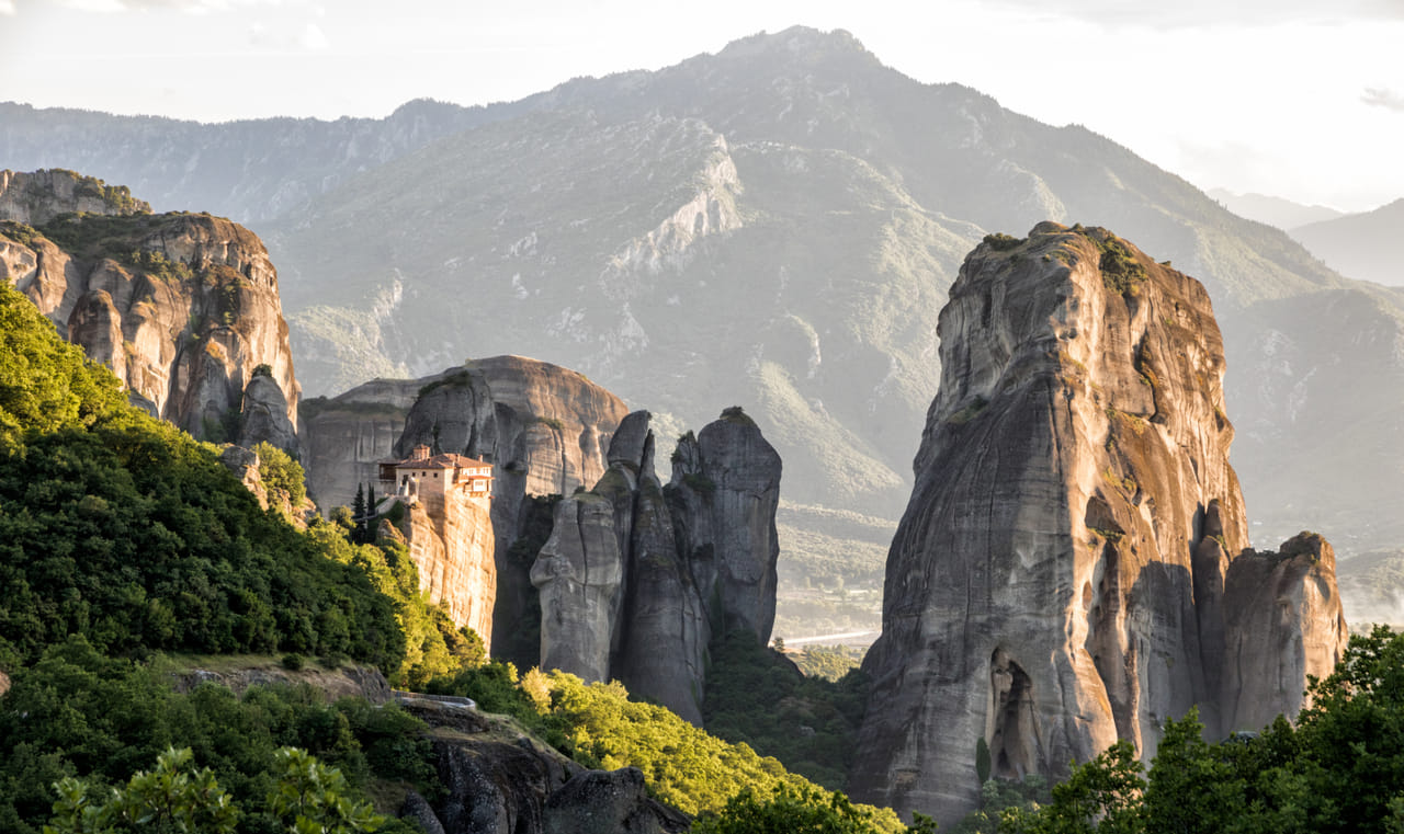 Meteora’s Wonder Sightseeing Tour 4
