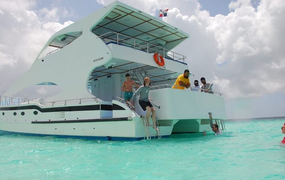 Saona Island Relaxation and Adventure Tour with Lunch