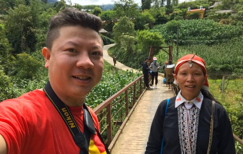 2-Day Private Adventure Tour in Sapa: Fansipan Peak & Village