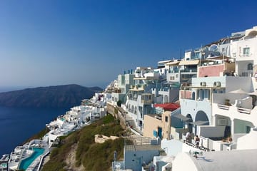 Santorini 5 Hour Private Oia Tour & Lunch/Dinner at a Local Farm