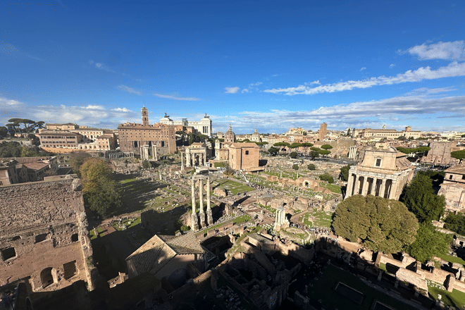 Private Extended Colosseum and Ancient Rome Tour with Exclusive SUPER Sites