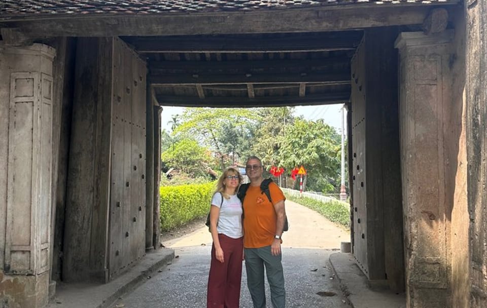 Full-Day Cultural Tour of Duong Lam Ancient Village from Hanoi
