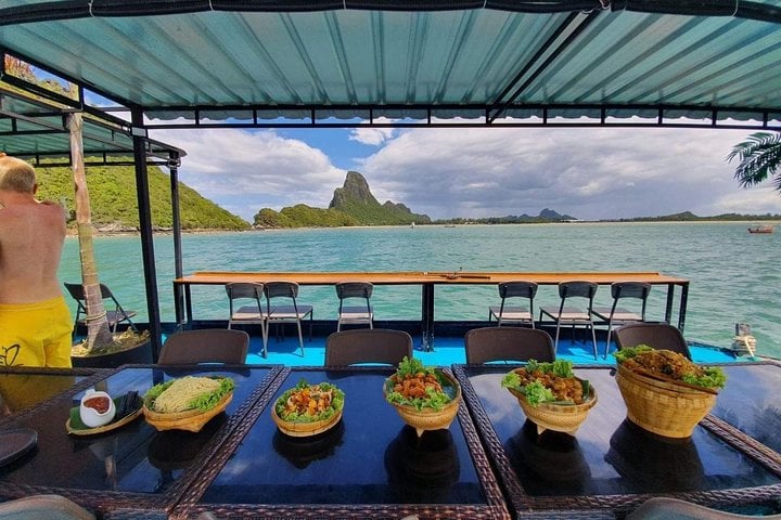 Private Boat Adventure Prachuabkirikhan – Snorkeling and swimming in the clear waters 8