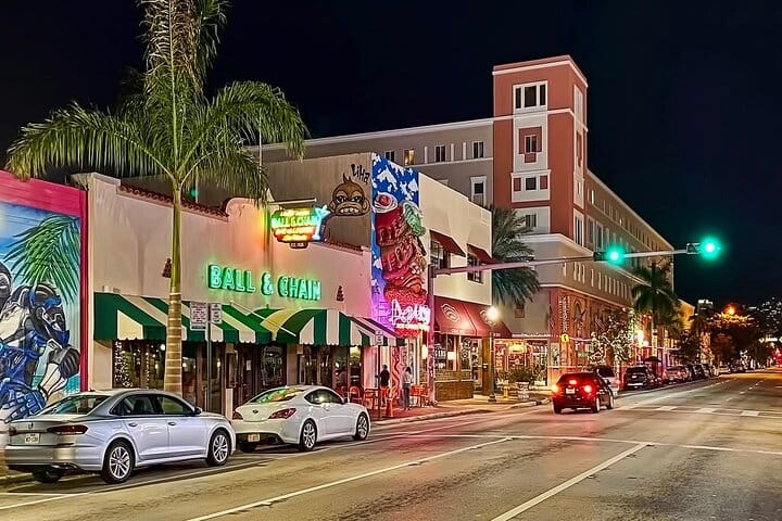 Little Havana Walking Tour – Food Tastings, Traditions & Music 10