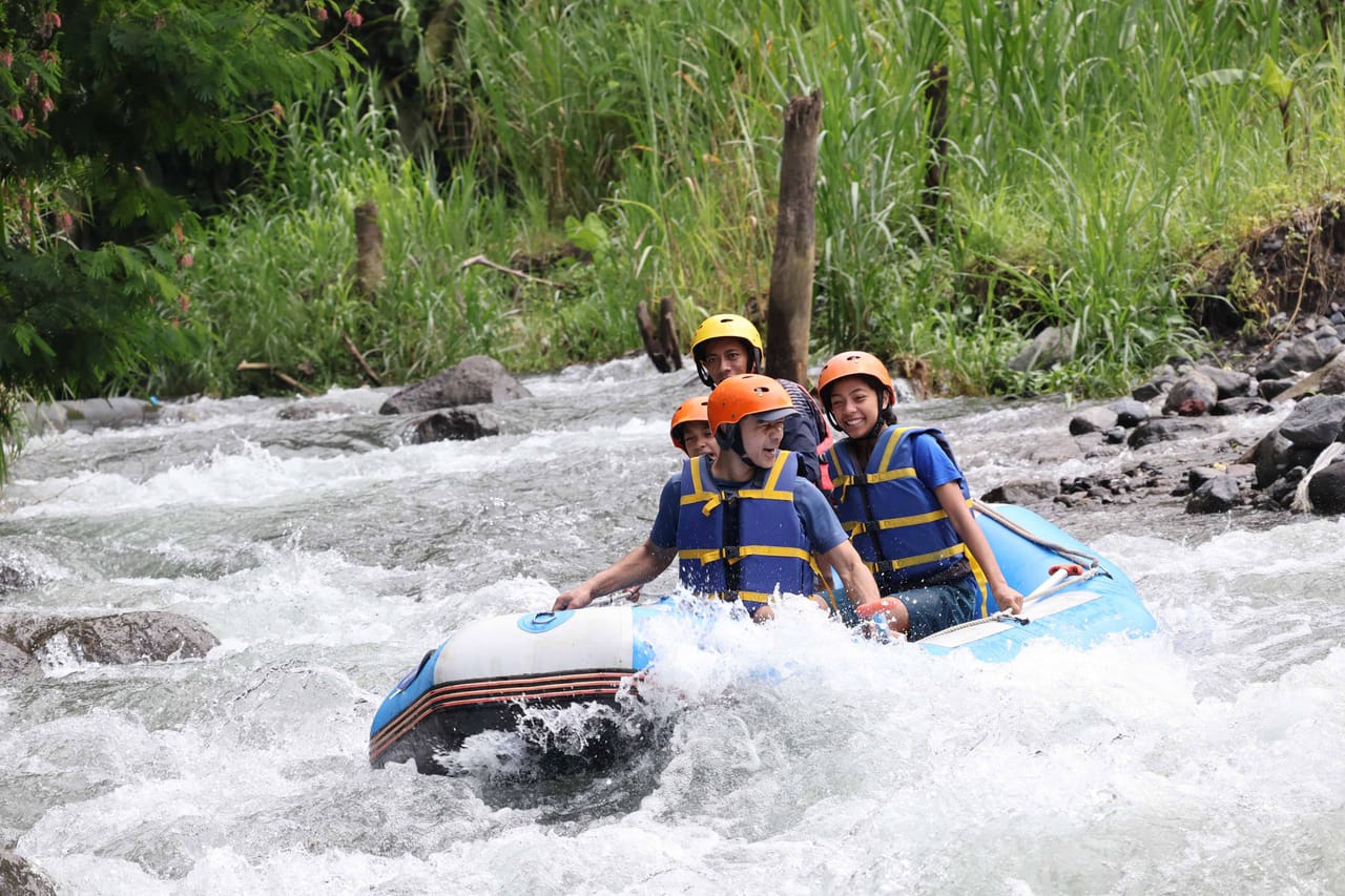 White Water Rafting Adventure at Telaga Waja River 7