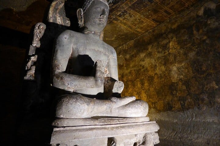 Aurangabad to Ellora and Pitalkhora Caves Day Trip Expedition