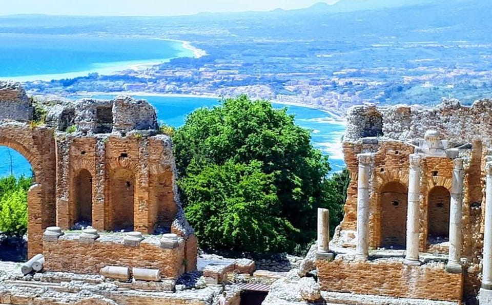 Sicily Day Tour from Malta: Explore Pozzallo and Syracuse