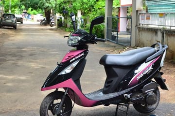 Self-Drive Motorbike Tour in Wathuregama, Sri Lanka