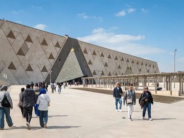 Private Tour of Giza Pyramids, Sphinx & Grand Egyptian Museum
