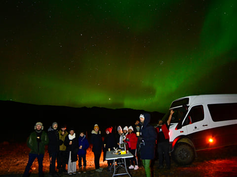 Private 4x4 Tour from Reykjavik - Northern Lights & Hot Choco, photo 13