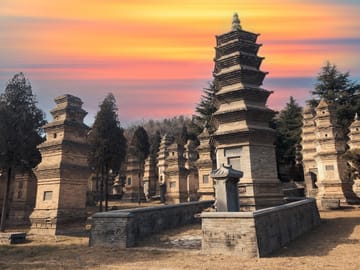 Luoyang: Day Trip to Luoyang from Xi’an by High-Speed Train