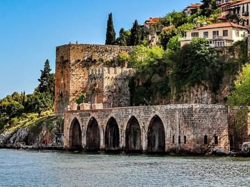 Alanya City Tour with Cable Car and Dimçay Boat Ride