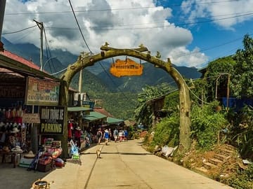 Sapa 2 Days 1 Night from Hanoi By Cabin Bus - Hotel Overnight