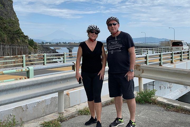 Guided Hybrid Bike Tour in Shizuoka City (Note: not e-bikes)