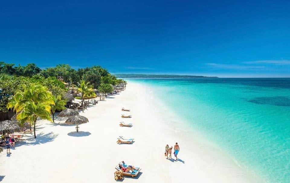 7 Miles Beach in Negril: Snorkeling, Boat Ride and Rick’s Cafe